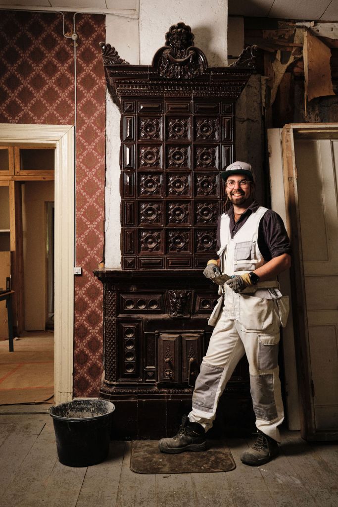 Historiallinen kaakeliuuni muuraus, Turku.